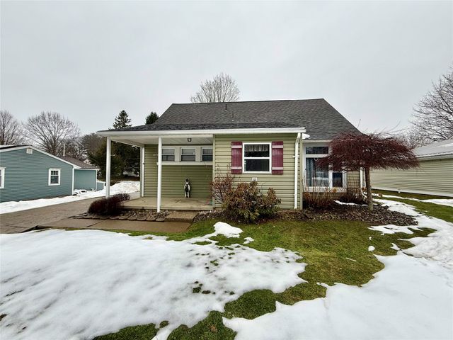 248 E 4TH Street, Waterford, PA 16441