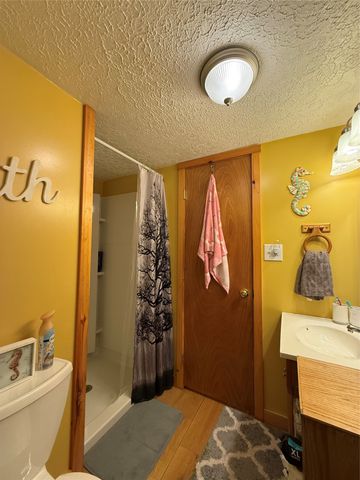 248 E 4TH Street, Waterford, PA 16441