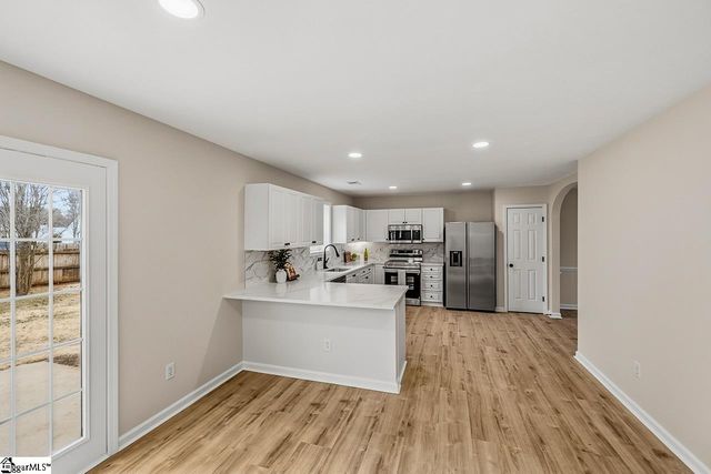 2 Wheat Cressing Court, Greenville, SC 29607