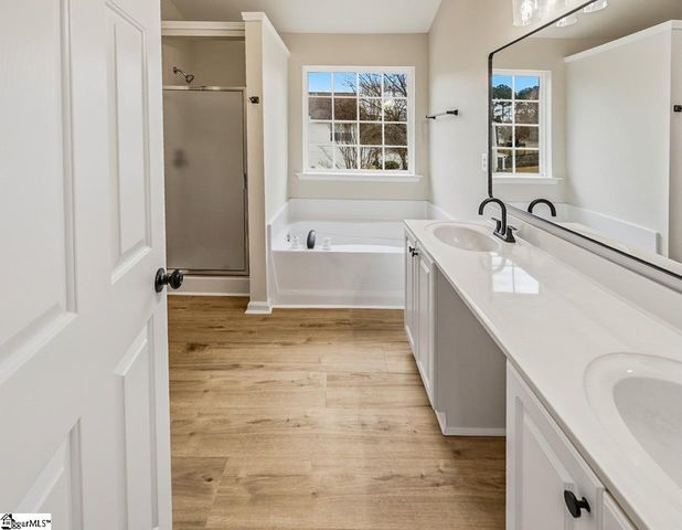 2 Wheat Cressing Court, Greenville, SC 29607