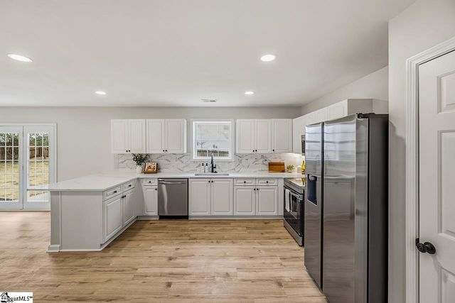 2 Wheat Cressing Court, Greenville, SC 29607