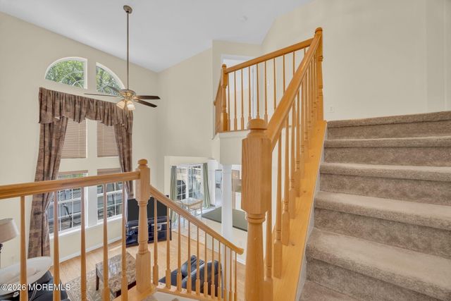 29 Whitemarsh Drive, Manalapan, NJ 07726