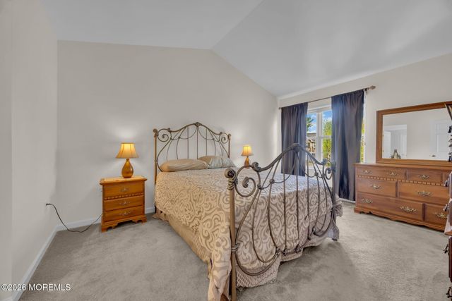 29 Whitemarsh Drive, Manalapan, NJ 07726