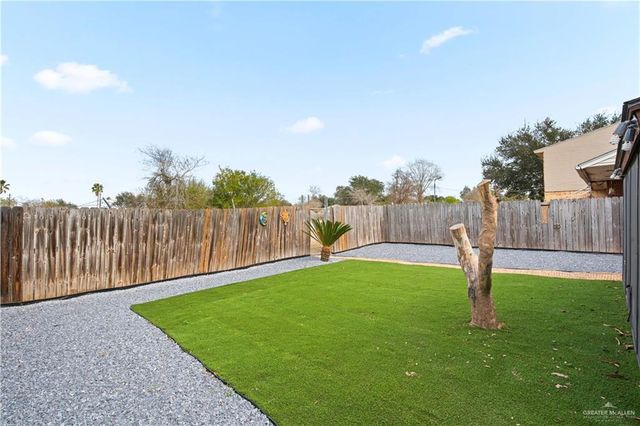 1425 Evergreen Avenue, Mission, TX 78572