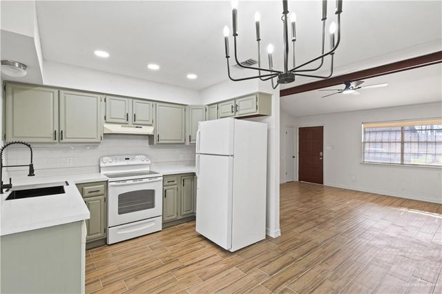 1425 Evergreen Avenue, Mission, TX 78572