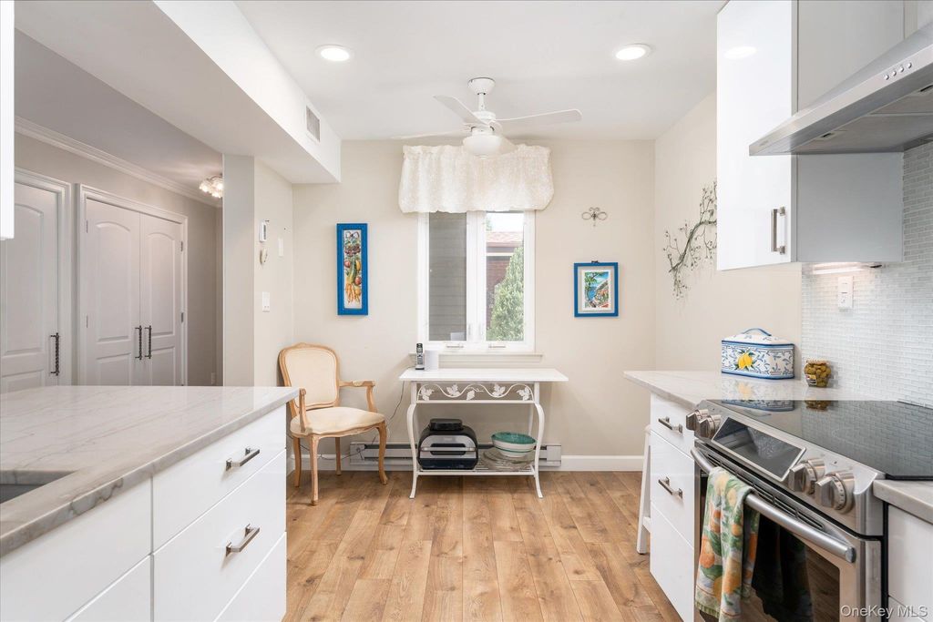 1102 Gotham Path, Saint James, NY 11780 — photo 5