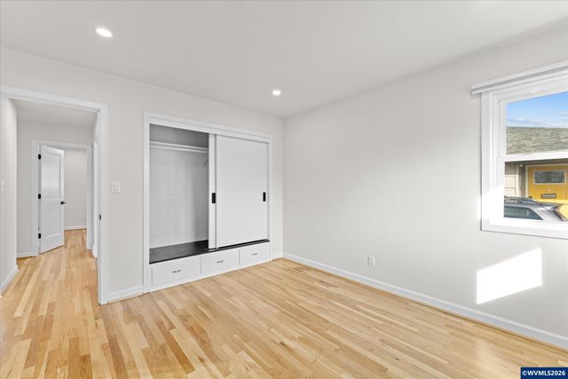 1093 Icel Ct NE, Salem, OR 97301