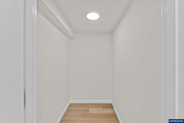 1093 Icel Ct NE, Salem, OR 97301