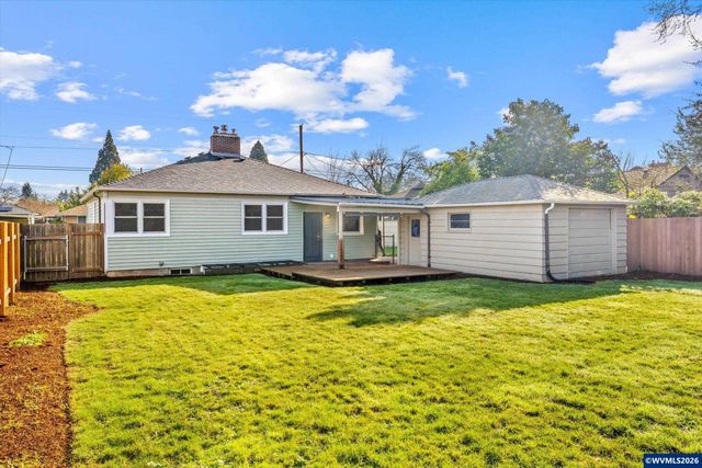 1093 Icel Ct NE, Salem, OR 97301