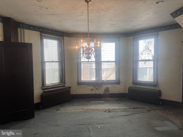 201-203 N FRONT ST, Minersville, PA 17954
