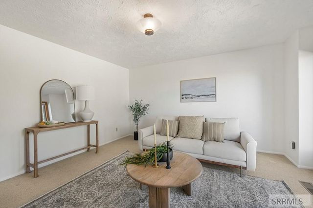 435 N 1500 E, St Anthony, ID 83445