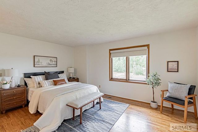 435 N 1500 E, St Anthony, ID 83445