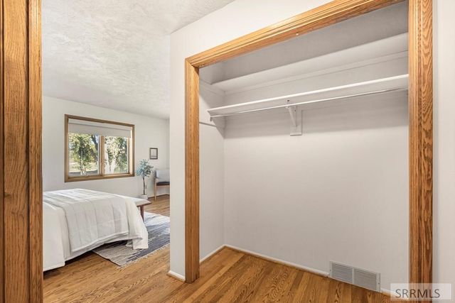 435 N 1500 E, St Anthony, ID 83445