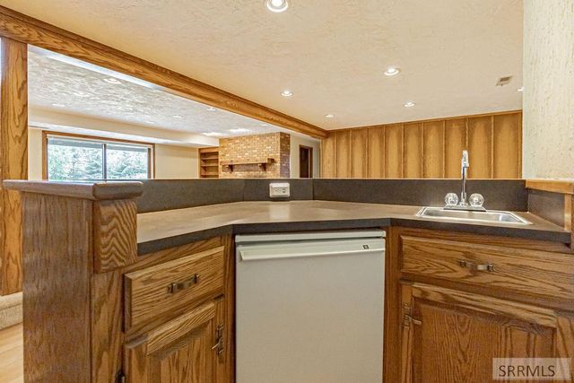 435 N 1500 E, St Anthony, ID 83445