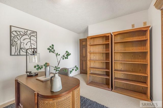 435 N 1500 E, St Anthony, ID 83445