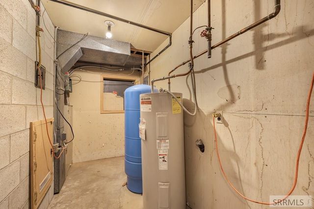 435 N 1500 E, St Anthony, ID 83445