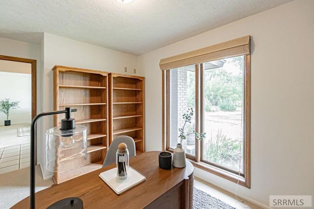 435 N 1500 E, St Anthony, ID 83445