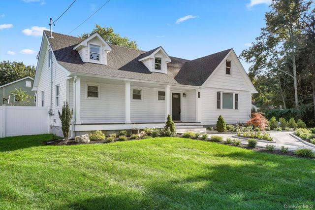 36 Hasbrouck Drive, Poughkeepsie, NY 12603