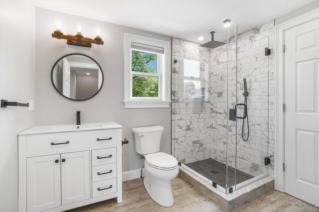 36 Hasbrouck Drive, Poughkeepsie, NY 12603