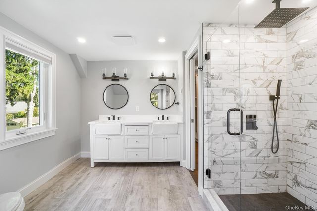 36 Hasbrouck Drive, Poughkeepsie, NY 12603