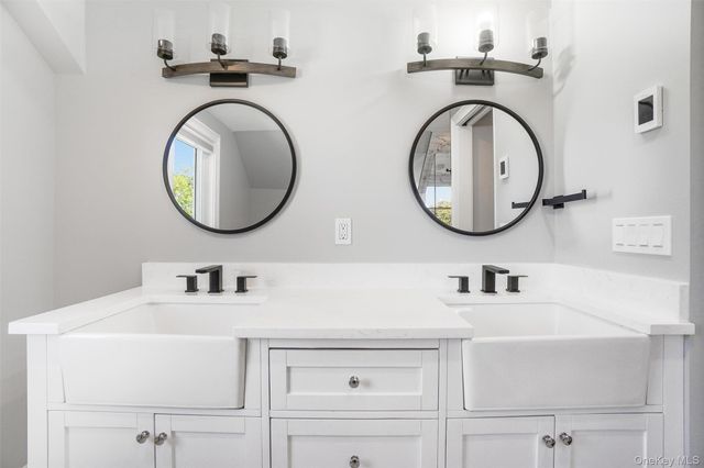 36 Hasbrouck Drive, Poughkeepsie, NY 12603