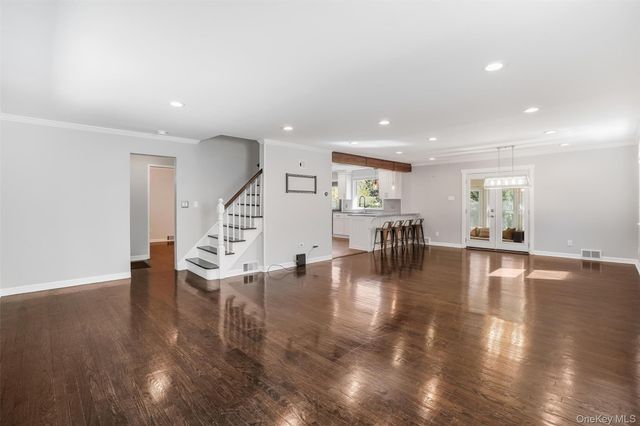 36 Hasbrouck Drive, Poughkeepsie, NY 12603