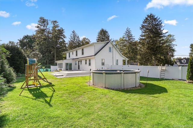 36 Hasbrouck Drive, Poughkeepsie, NY 12603