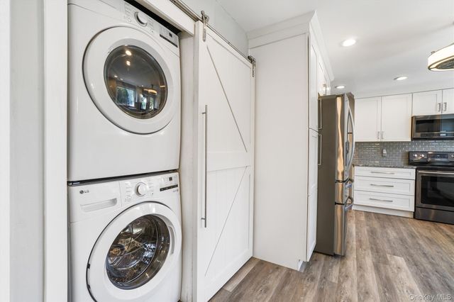 36 Hasbrouck Drive, Poughkeepsie, NY 12603