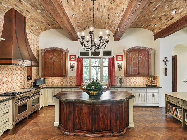 1110 Post Oak Place, Westlake, TX 76262