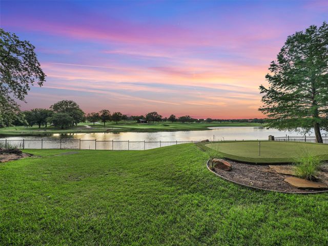 1110 Post Oak Place, Westlake, TX 76262