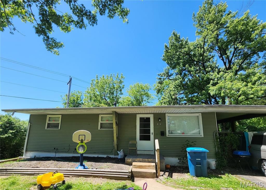 10201 Valley Drive, Unincorporated, MO 63137