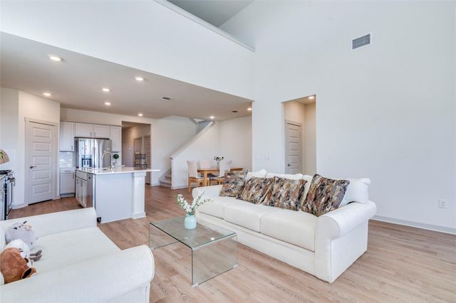 10932 Defender TRL, Austin, TX 78754