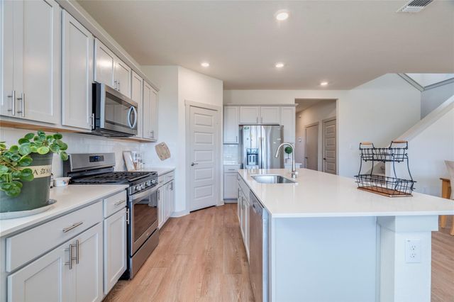 10932 Defender TRL, Austin, TX 78754