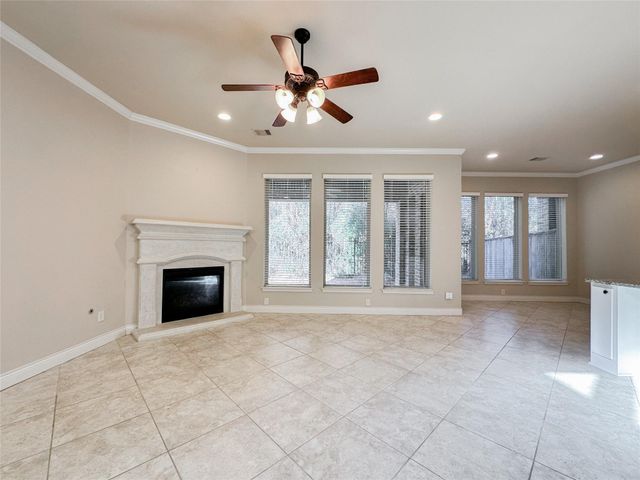 23 Jonquil Place, Tomball, TX 77375