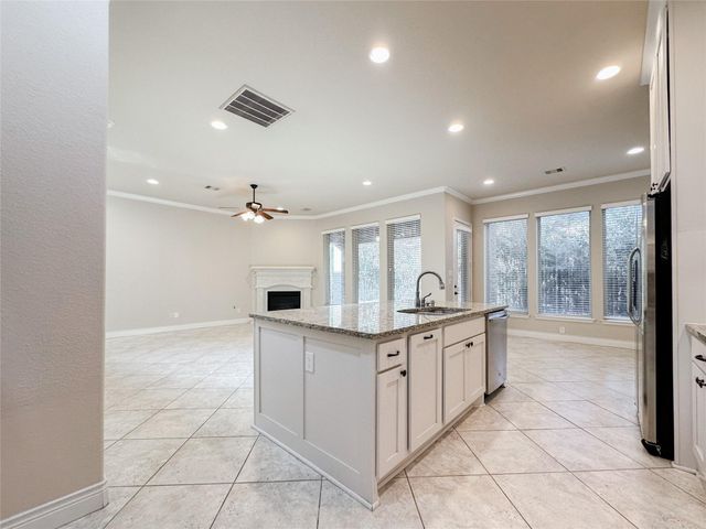 23 Jonquil Place, Tomball, TX 77375