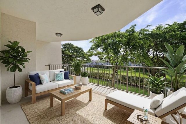 859 Jeffery Street 311, Boca Raton, FL 33487