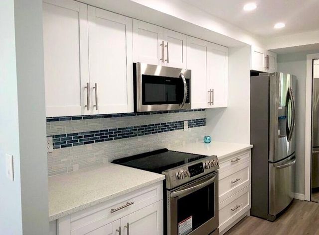 859 Jeffery Street 311, Boca Raton, FL 33487