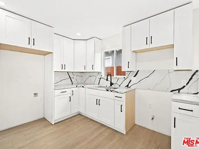 438 E 56th Street, Los Angeles, CA 90011