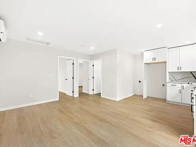 438 E 56th Street, Los Angeles, CA 90011