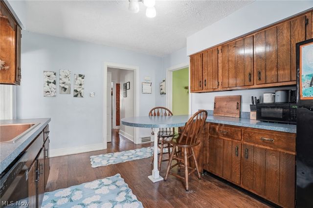 104 W Main Street, West Farmington, OH 44491