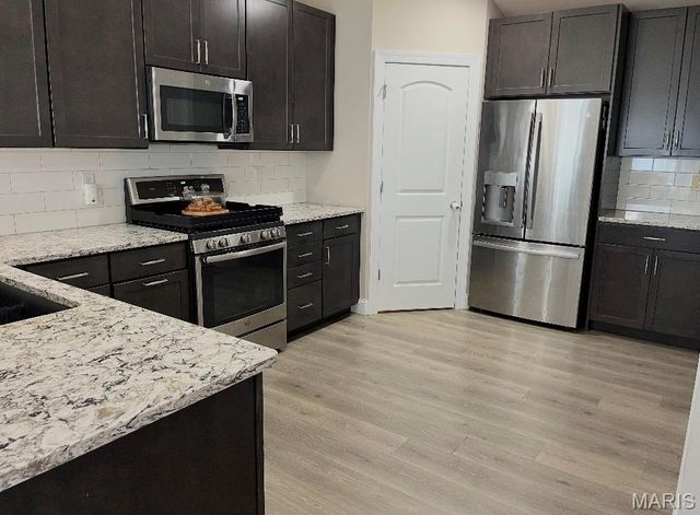 1043 Timber Creek Lane, Imperial, MO 63052