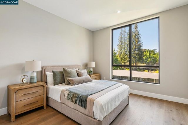 375 W El Pintado Rd 101, Danville, CA 94526