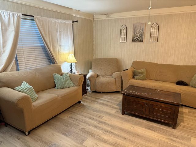 4609 Ray Street, Pearland, TX 77581