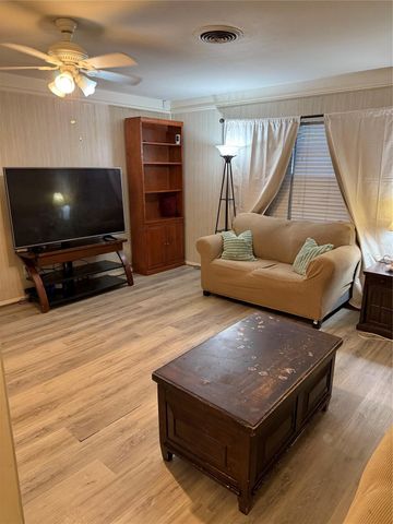 4609 Ray Street, Pearland, TX 77581