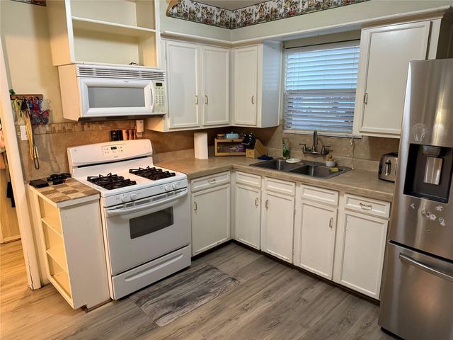 4609 Ray Street, Pearland, TX 77581