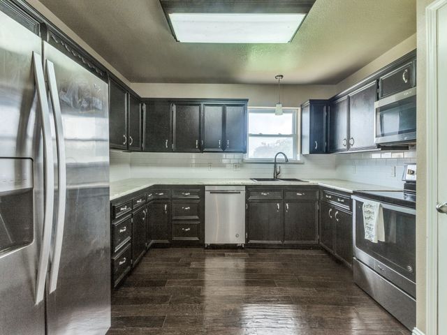 13134 Ravenview Road, Dallas, TX 75253