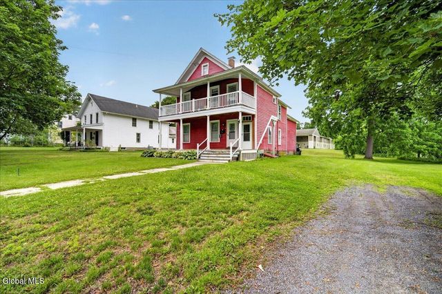 28 Woodlawn Avenue, Greenwich, NY 12834