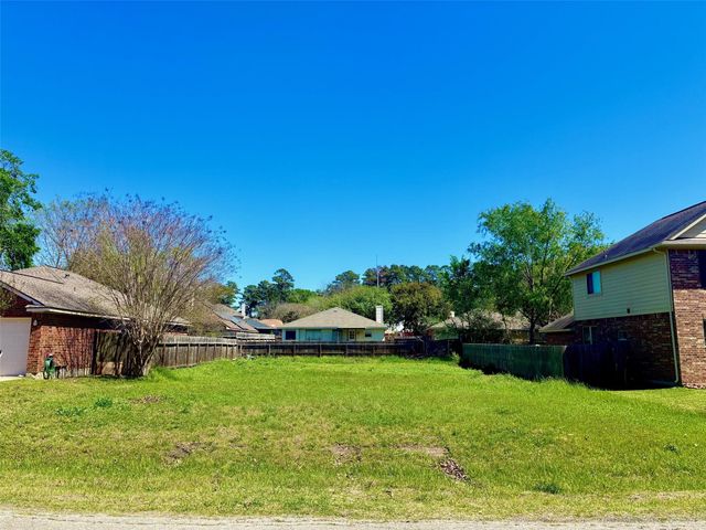 10530 Twin Circles, Montgomery, TX 77356