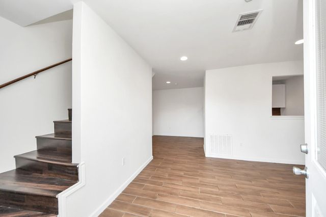 12068 Beechnut Street Street C, Houston, TX 77072