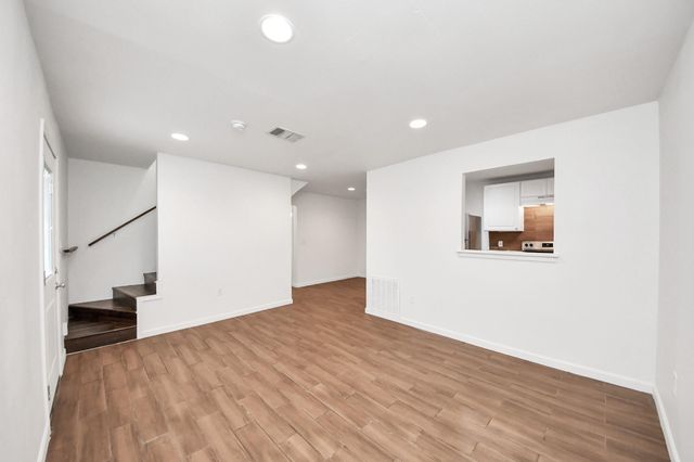 12068 Beechnut Street Street C, Houston, TX 77072